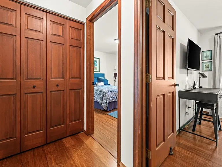 5329 Charleton Ct — Photo 14