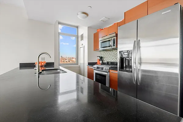 Rented by Sotheby's International Realty | media 9