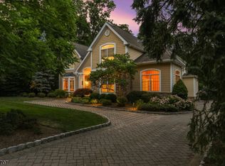 140 Old Short Hills Rd, Short Hills, NJ 07078