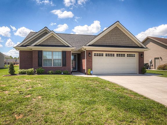 2nd image of 402 Bluegrass Dr