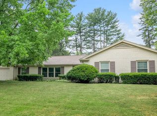 624 Raintree Rd, Lexington, KY 40502