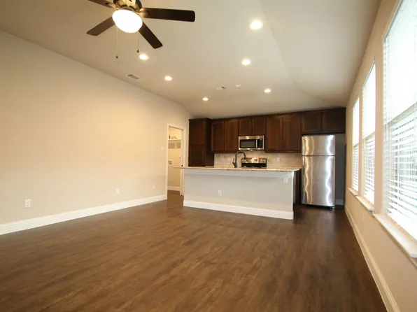 1324-1328 White Sand Dr