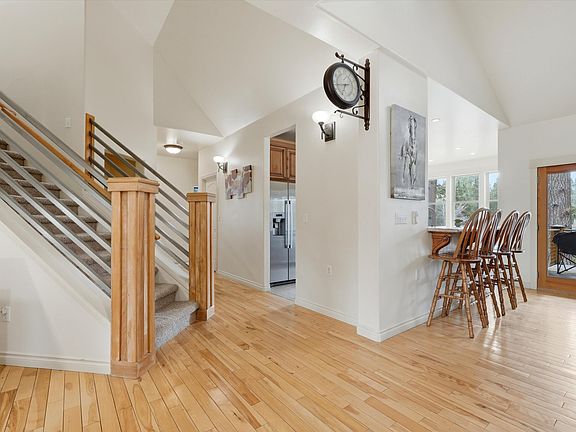 4th image of 17179 Island Loop Way