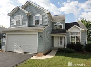 184 S Thistle Ct, Round Lake, IL 60073