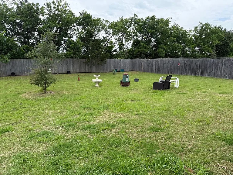 100 N Creek Dr — Photo 13