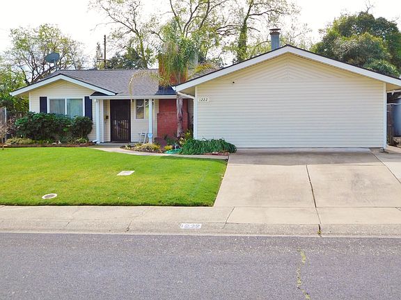 2nd image of 1222 Palm Ave