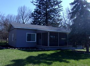 122 E Edgar Bergen Blvd, Decatur, MI 49045