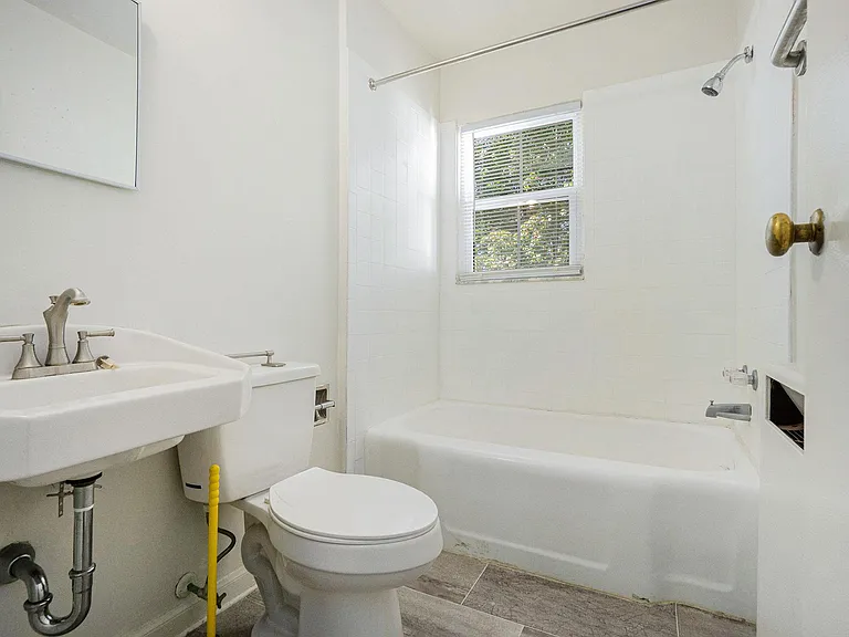 Bathroom Standard unit