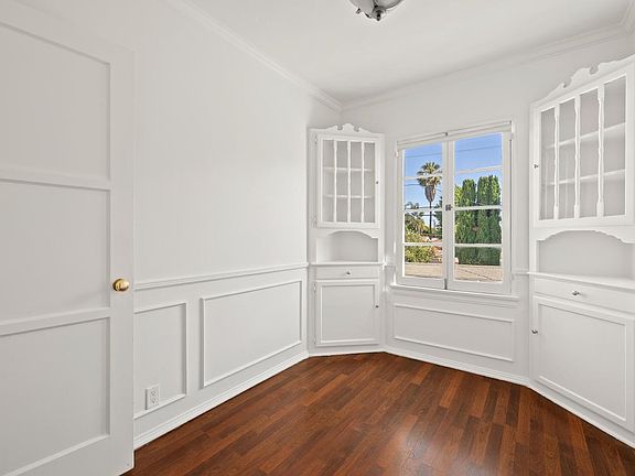 5th image of 8828 Alcott St #8830