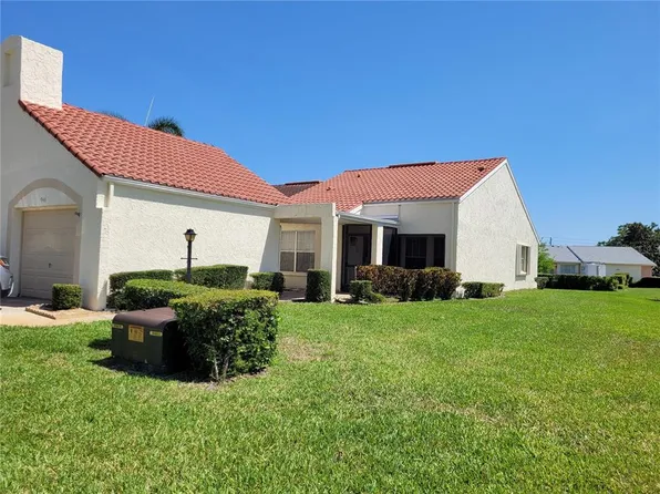 946 Madrid Dr, Palm Harbor, FL 34684