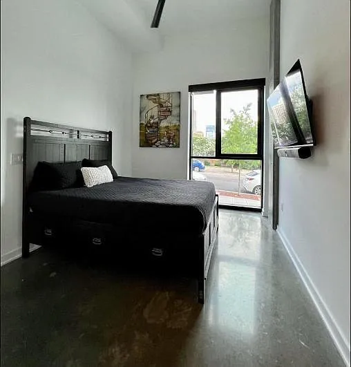 522 S Harrington St #102 — Photo 15