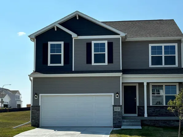 12718 S 205th St, Gretna, NE 68028