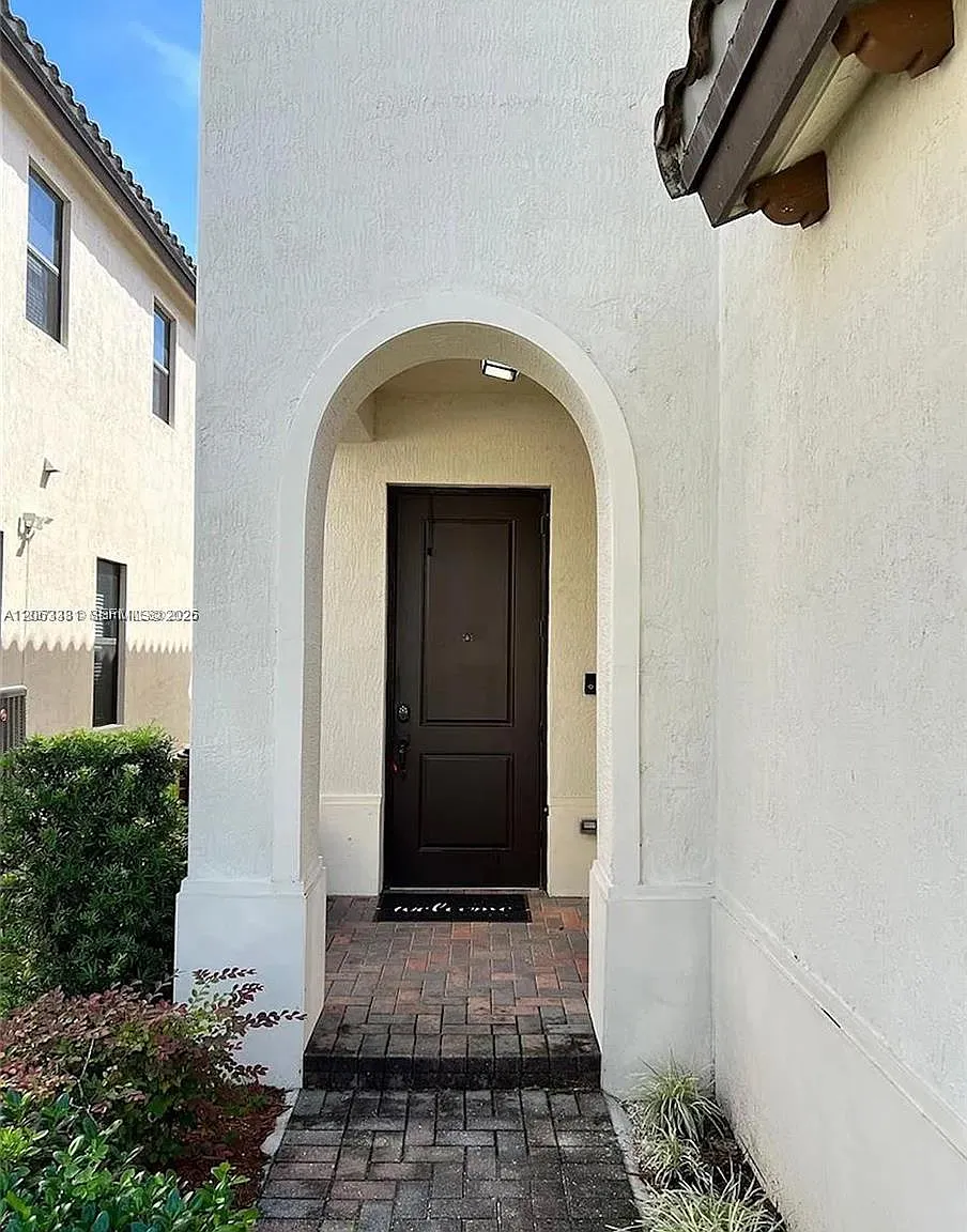 Bonterra — Photo 2