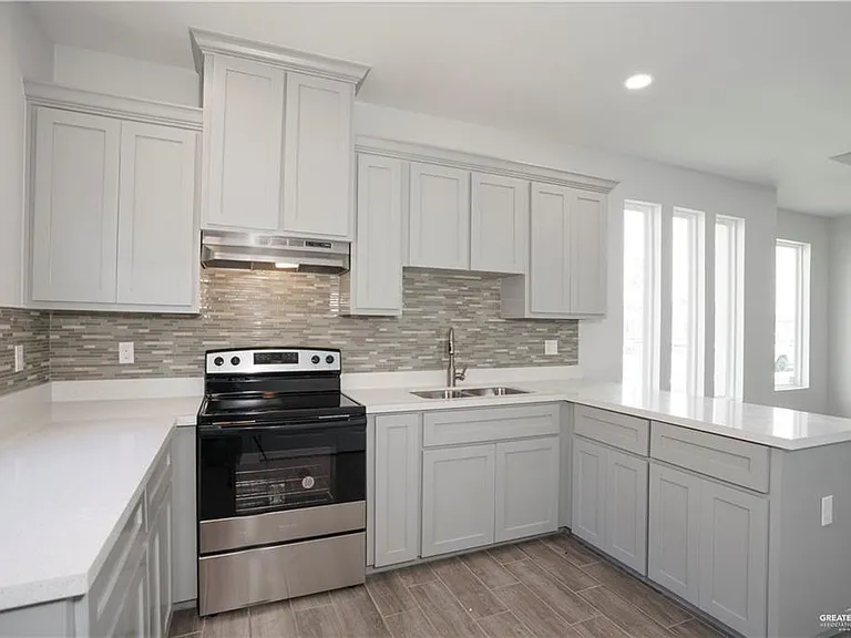 5900 Puffin Ave #1 — Photo 5