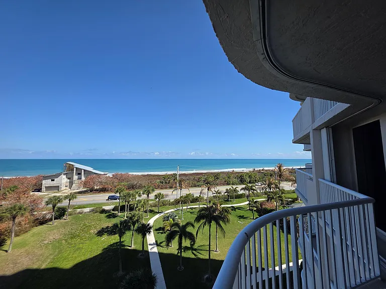 5051 N Highway A1A #7-6 — Photo 2