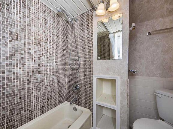 2nd image of 3533 W Queen Ann Ct