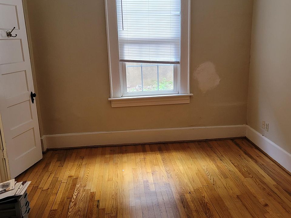2nd image of 1316 Pickens St #2D