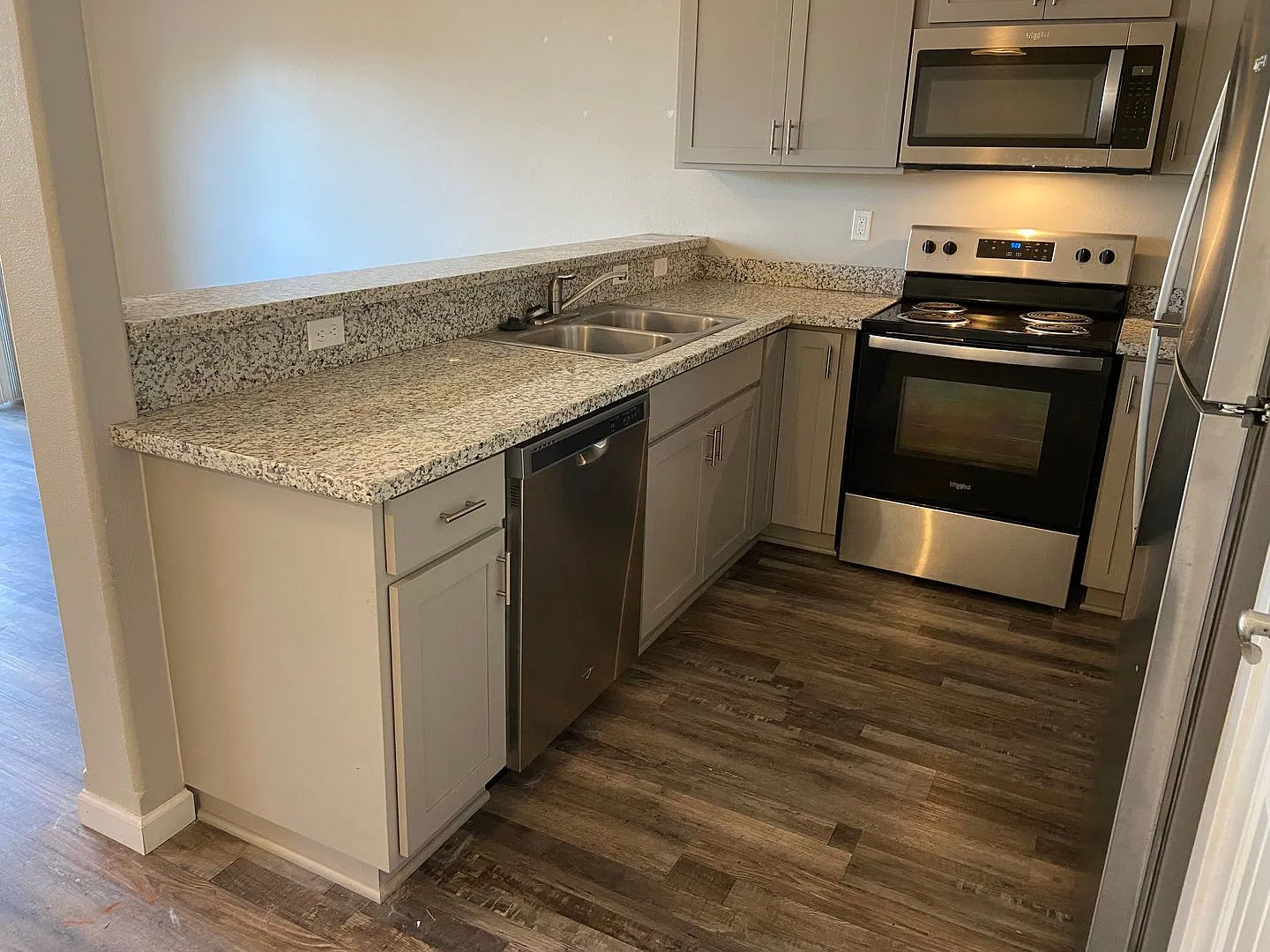 171d — Photo 4