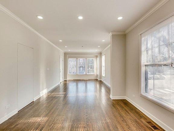 5th image of 5434 N Ashland Ave Unit 1