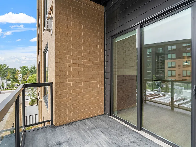 Maddox - 2 Bed / 2 Bath - 1,328 Sq.Ft.
