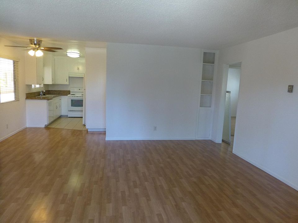 1st image of 833 5th St #101