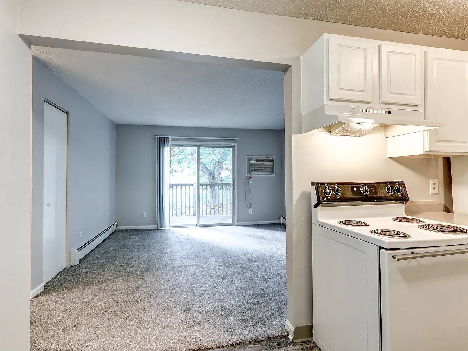Arbor Terrace and Richland Country Apartments — Photo 4