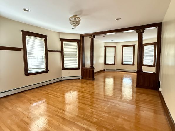209 Lafayette Ave FLOOR 2