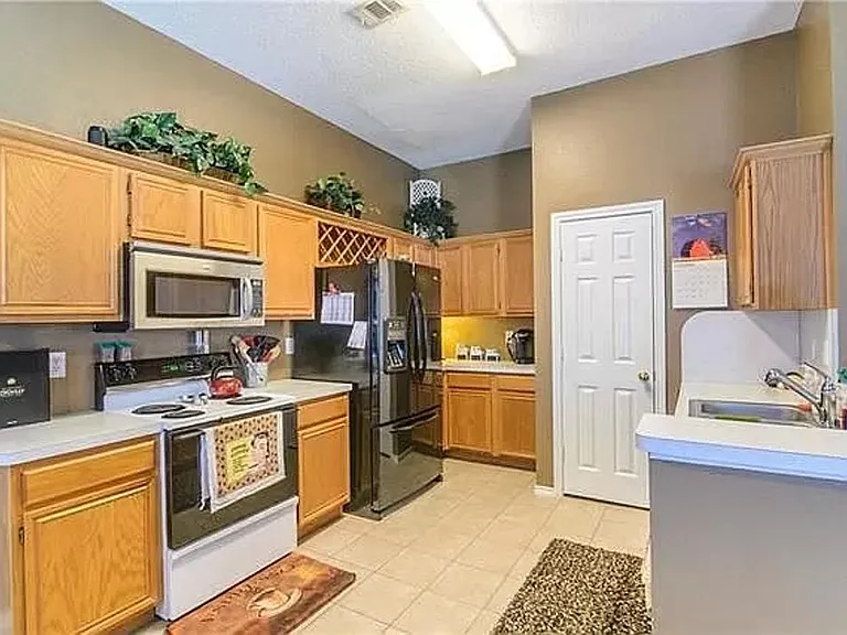 8810 Quail Ridge Dr — Photo 16