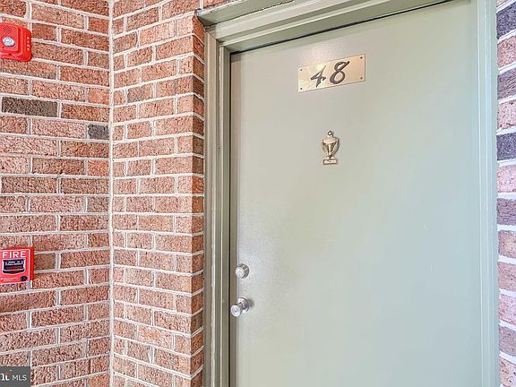 3rd image of 48 Whips Ln #24