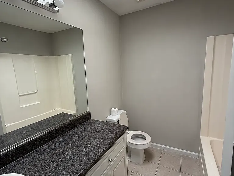 2208 Altman Way — Photo 2