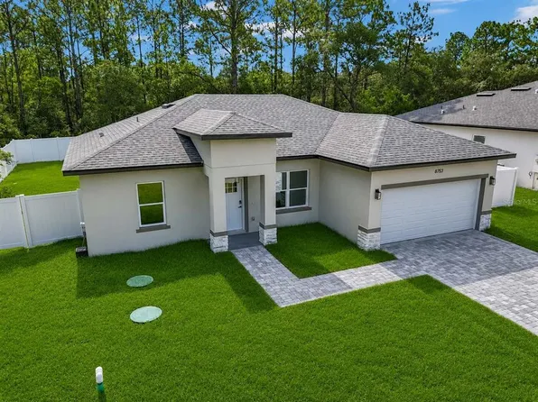 8753 N Raidin Dr, Citrus Springs, FL 34433