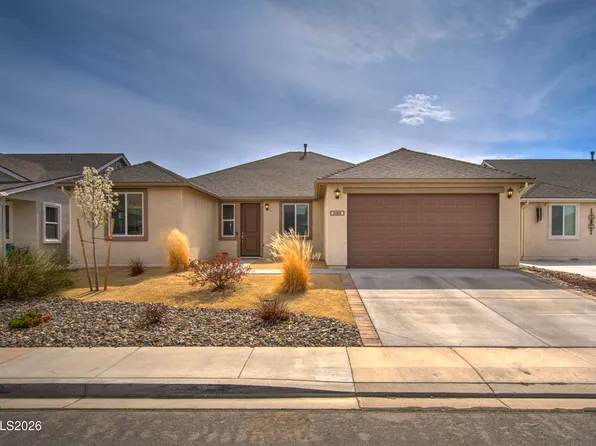 569 Country Hollow Dr, Fernley, NV 89408
