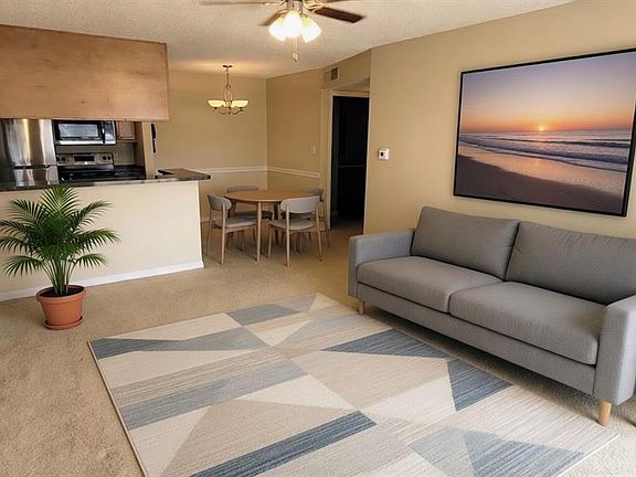 2nd image of 302 LAKE PARSONS GREEN #102