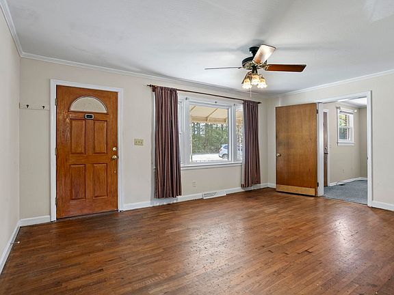2nd image of 208 Shady Glen Dr
