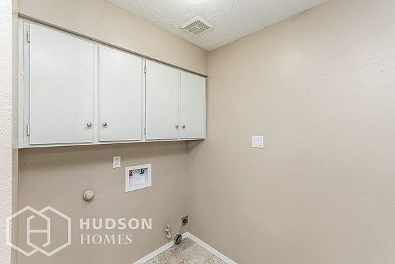 5th image of 2832 Palo Verde Dr NE #2