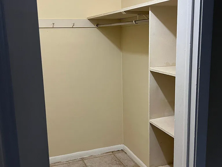 1320 N Dixie Hwy #3 — Photo 4