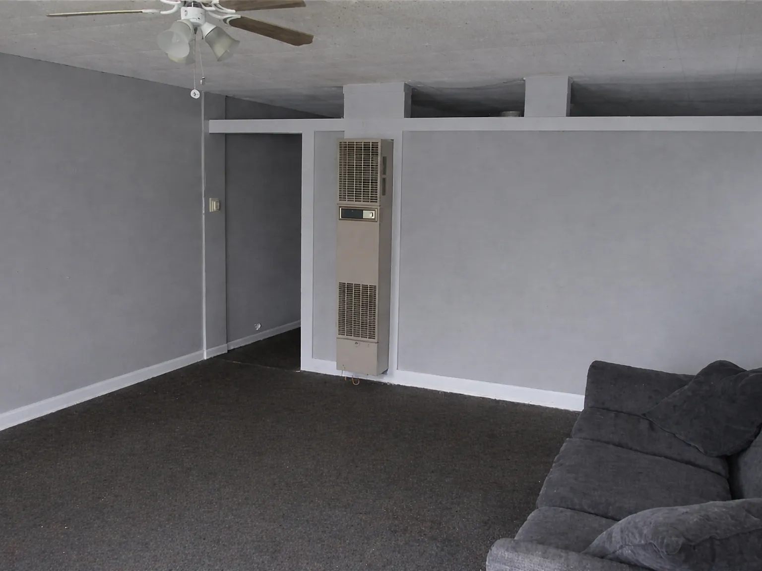 Renovated 1BR | Dogs & Cats Welcome | Water & Trash Included | Columbus KS — Photo 2