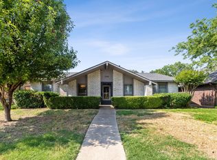 5104 Stanley Dr, The Colony, TX 75056
