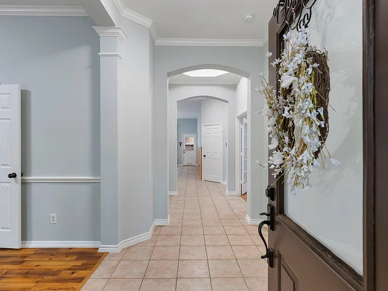6 E Cottage Green St — Photo 6