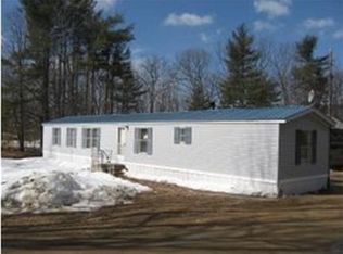 4 Coffeetown Rd, Deerfield, NH 03037