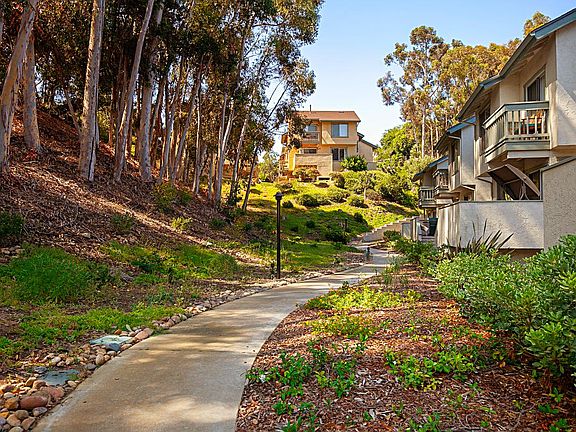 4th image of 7069 Park Mesa Way Unit 70