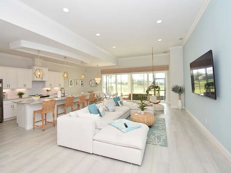 114 Del Palma Dr — Photo 6