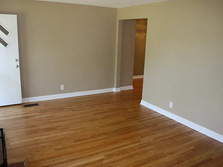 9300 Fern Creek Rd — Photo 16