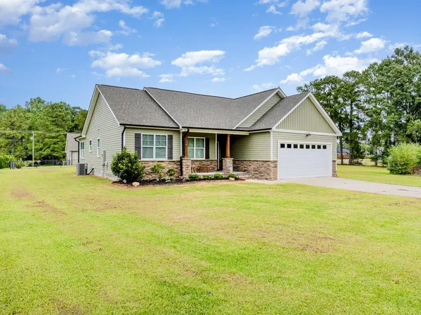 5750 Stott St, Bailey, NC 27807