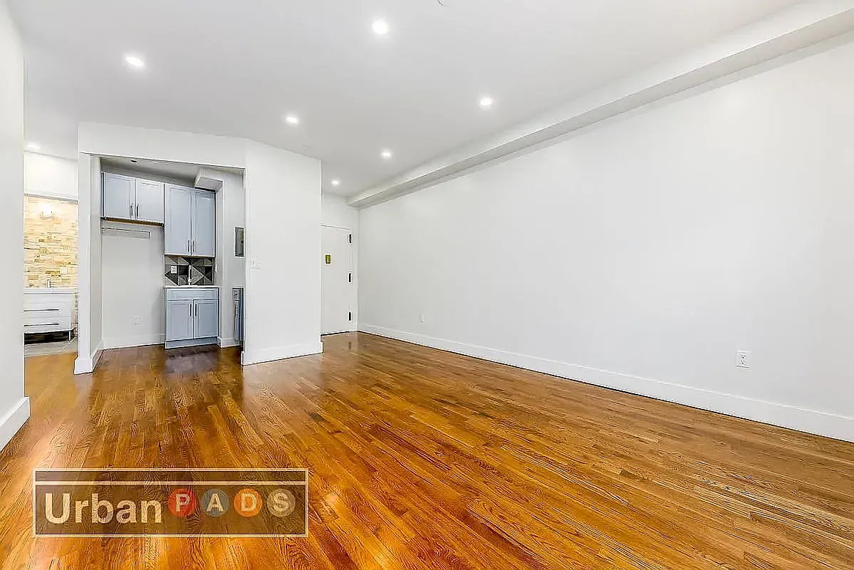 1882 Fulton Street — Photo 3