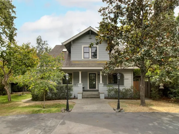 2147 Hillcrest Way, Carmichael, CA 95608