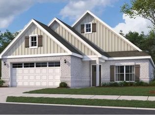 1742 Hidden Lakes Dr, Opelika, AL 36801