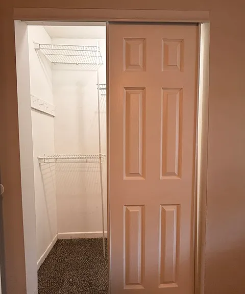 2116 Greenoaks Rd #1B — Photo 8