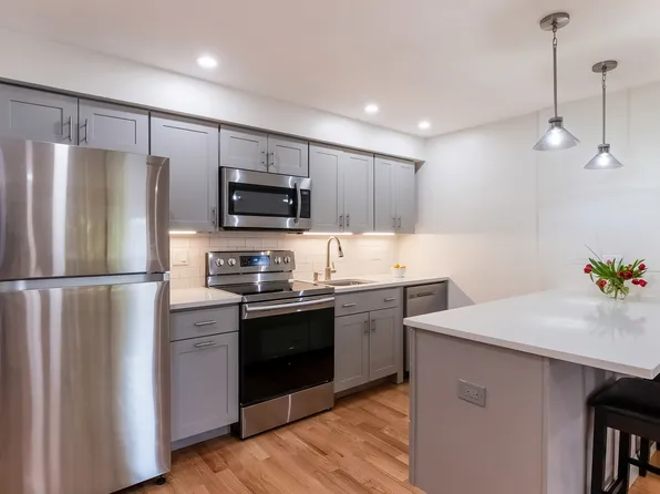 10 Roberts St APT 15, Somerville, MA 02145