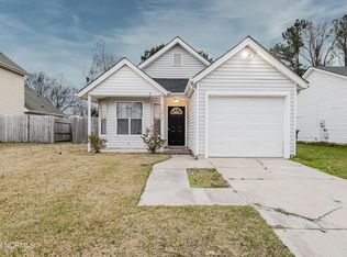 3015 Foxhorn Rd, Jacksonville, NC 28546